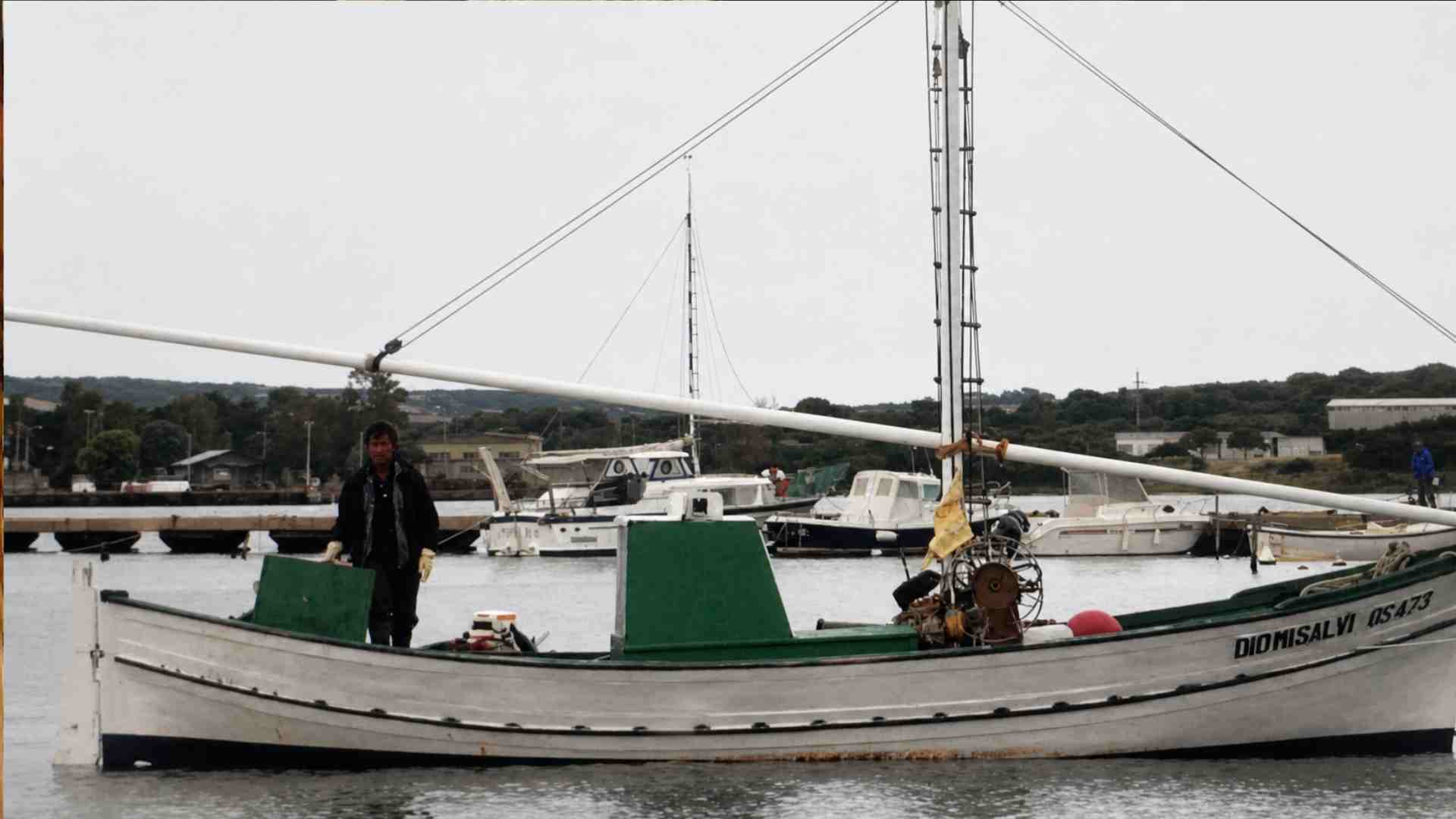 Copertina: DIOMISALVI pesca, fede e tradizione nel Golfo di Marceddì